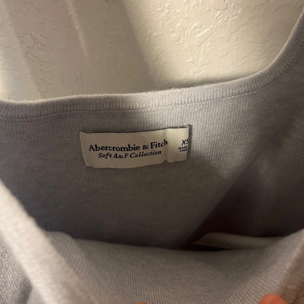 Abercrombie and fitch gray knit tank top - Picture 3 of 3